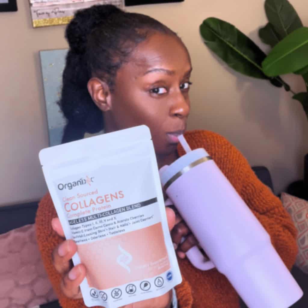 Happy Yerba Complex customer holding product