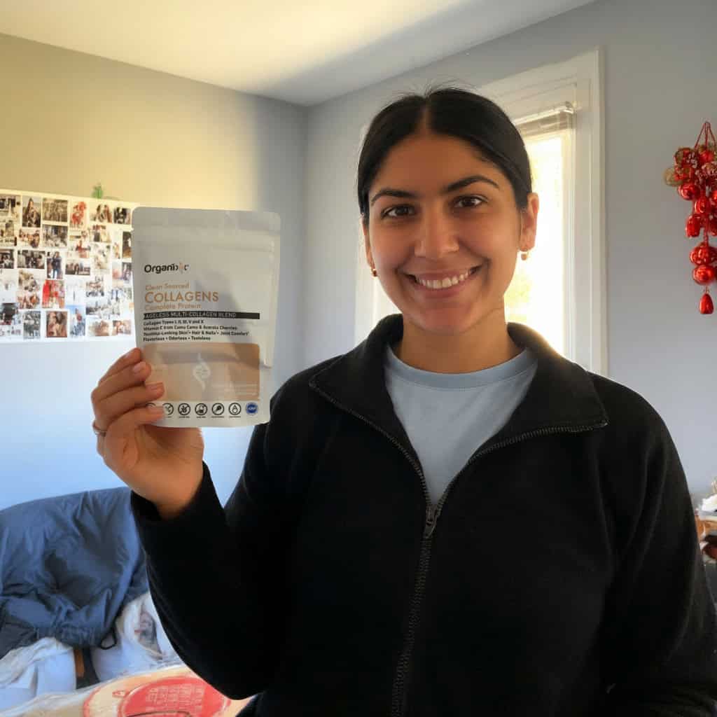 Happy Yerba Complex customer holding product