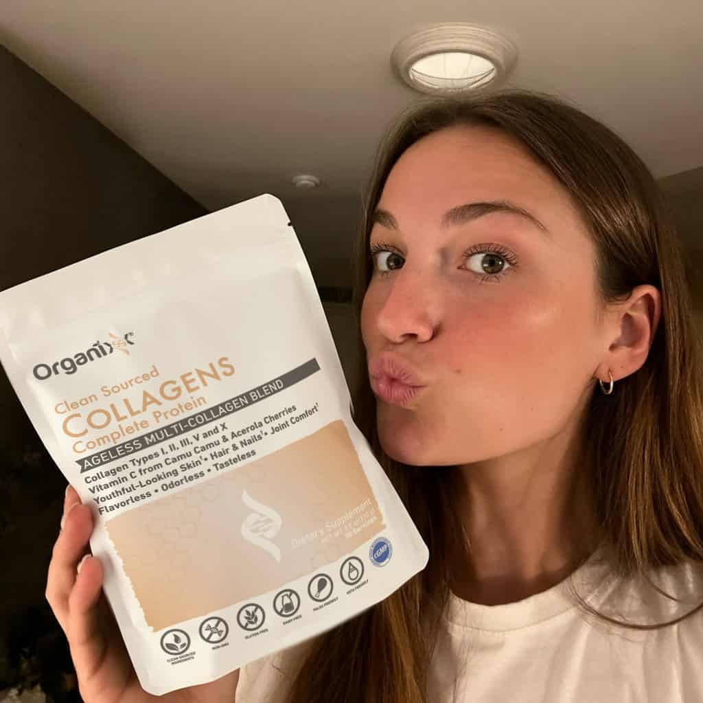 Happy Yerba Complex customer holding product